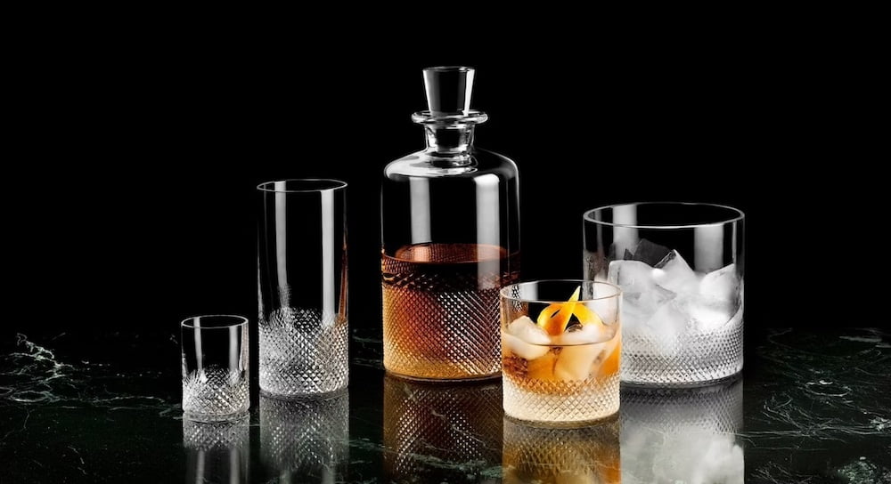 Carafes and decanters